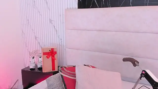 Chat XXX en directo de Reginavegaa