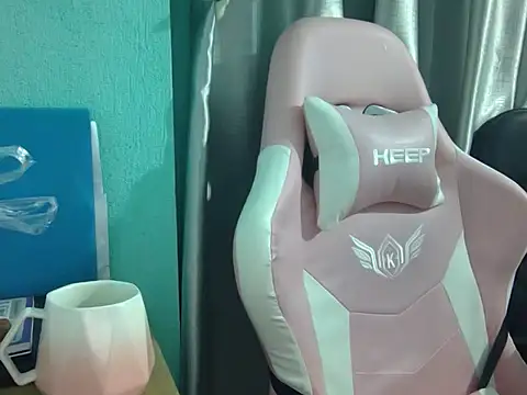 Chat XXX en directo de Ly-ny