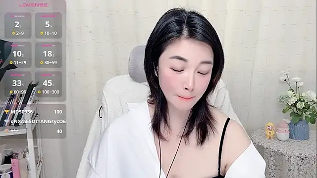 Sunse11's Live XXX Chat