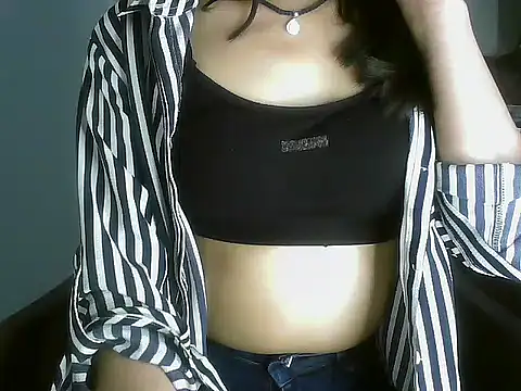 Sweety_cream Adlı Modelin Canlı XXX Sohbeti