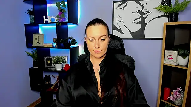 XXX chat uživo modela FUN_AMI
