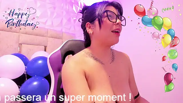 PauletteJ's Live XXX Chat