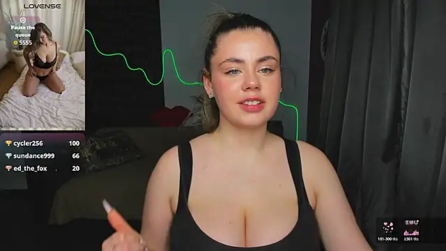 IsabellaBler: онлайн-секс-чат