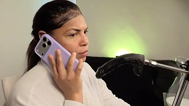 Anabel693 élő XXX-chatje