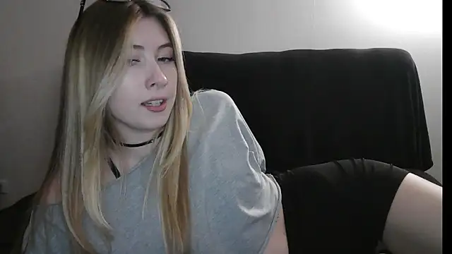 ErikaShyy – Live XXX-chat