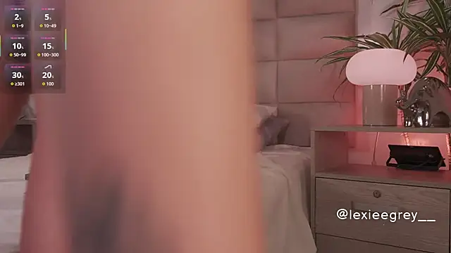 Chat +18 de lexiee_grey_ ao vivo