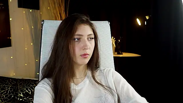 Chat +18 de Mary_Miiller ao vivo