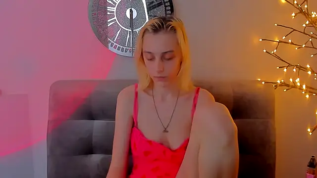 MiilaGlow: онлайн-секс-чат