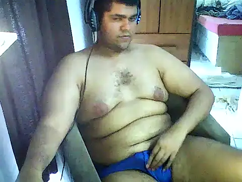 chubbygamer26 live XXX chat