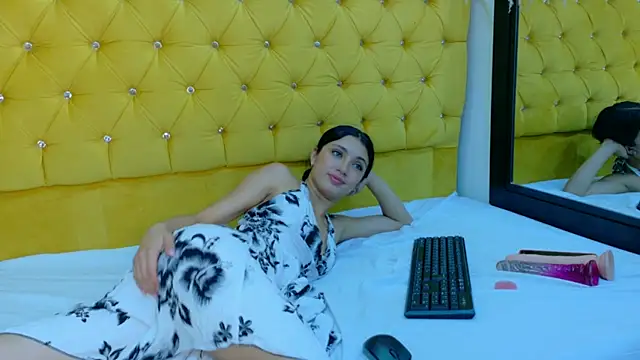 _ArianaToroo's Live XXX Chat