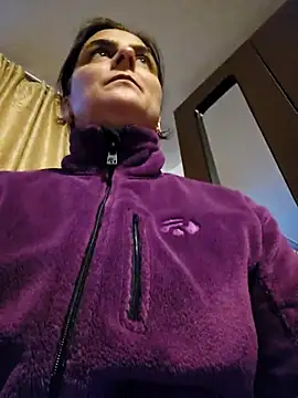 IsabelleCraft's Live XXX Chat