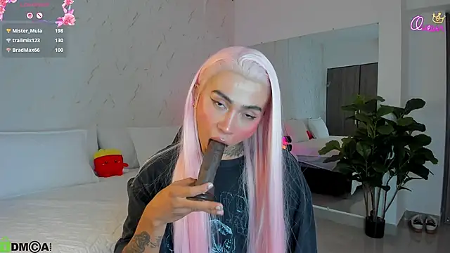 miss_tatiana_: онлайн-секс-чат