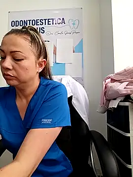 Madisson-04_ Webcam show