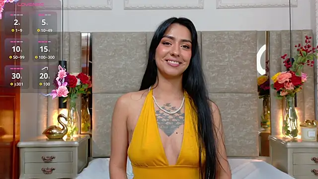 Penelope-Cross live XXX chat