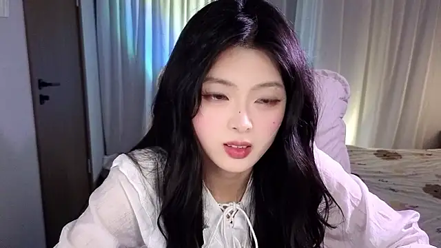 Koikoi___ live XXX chat