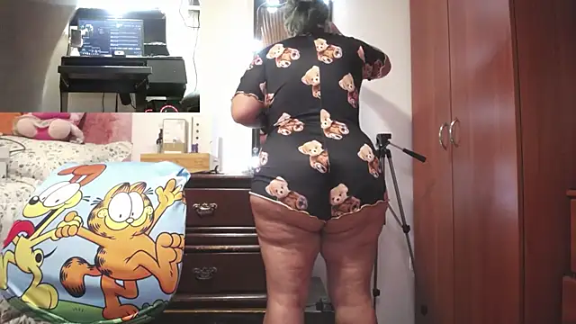 zoe_hotxxx élő XXX-chatje