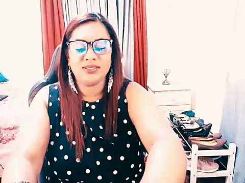 Czat XXX na żywo – Indianlust69