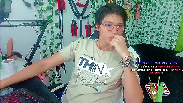 Chat XXX Live Andy_gray