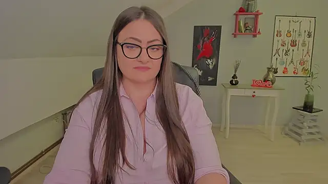 MistressDarrah 라이브 XXX 채팅