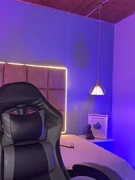 Chat XXX Live AlejooTwink