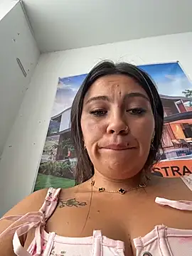 LIZ-06_ – Naživo XXX chat