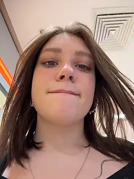 lucy-joy 现场XXX聊天