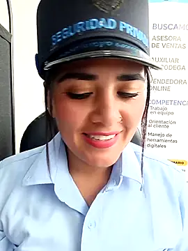 MAYE__13 Pertunjukan Webcam