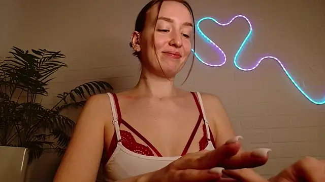 Chat +18 de WhitePrincessLuna ao vivo