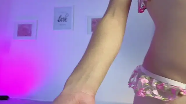 Chat +18 de channel_conner05 ao vivo