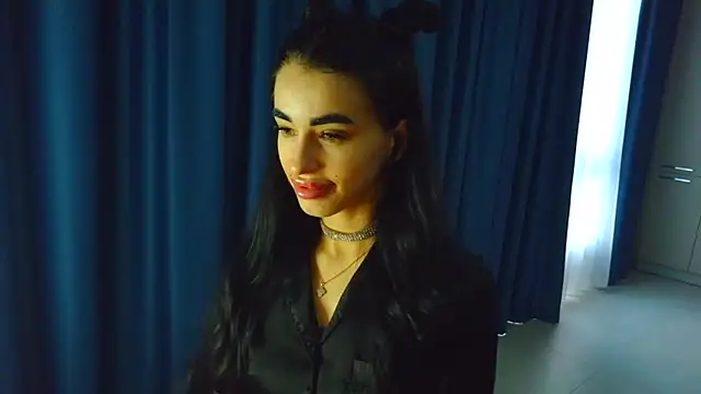 Chat +18 de Vlada_Elfie ao vivo