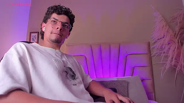 Show de Axel_Creed na webcam