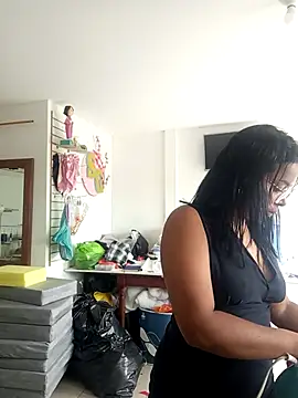 Chat +18 de Babyfull_lips ao vivo