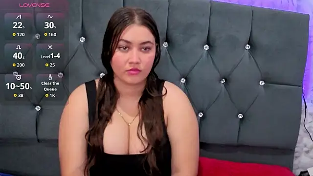 Chat +18 de Mikaellaginx ao vivo