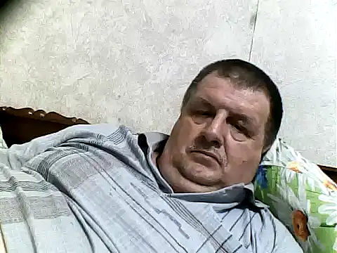 Show modela Vyrtous579 na web-kameri