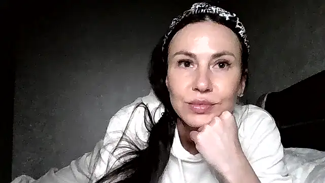 JulianaGold1's Live XXX Chat