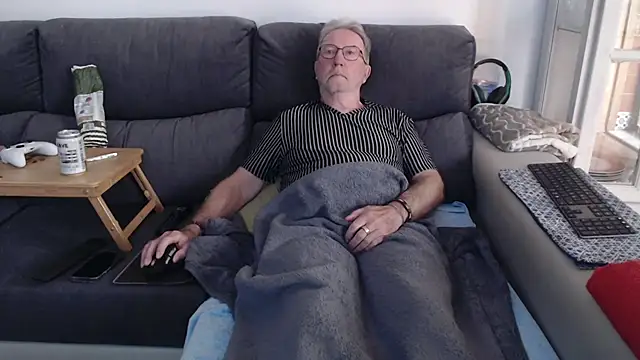 Nudelschwanz webcam show