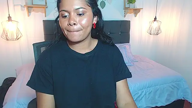 Show de webcam de Emma_hassani