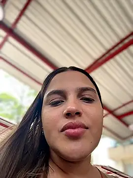 Chat +18 de Colibri_xxx ao vivo