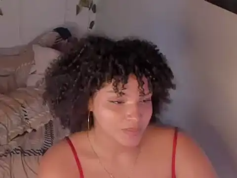 chloe_kisses élő XXX-chatje