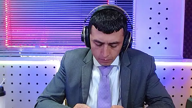 Godofcumxxx 现场XXX聊天