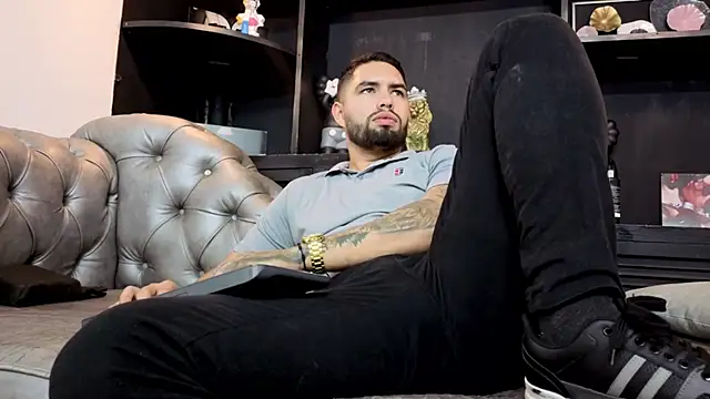 matteosantos – webcam-show