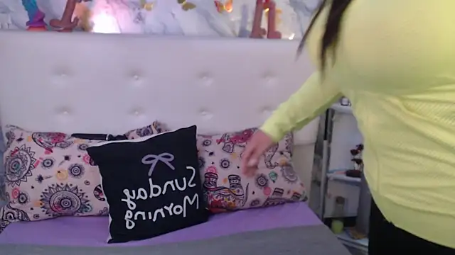 Nicolelewllss: онлайн-секс-чат