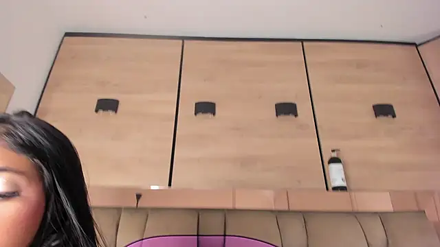 karol_lewiss Obrolan Langsung XXX