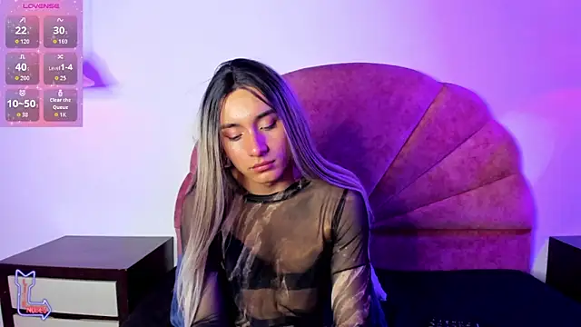 Webkamerová show brihanna-young