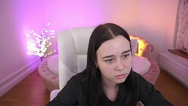 TorrySrar Adlı Modelin Canlı XXX Sohbeti