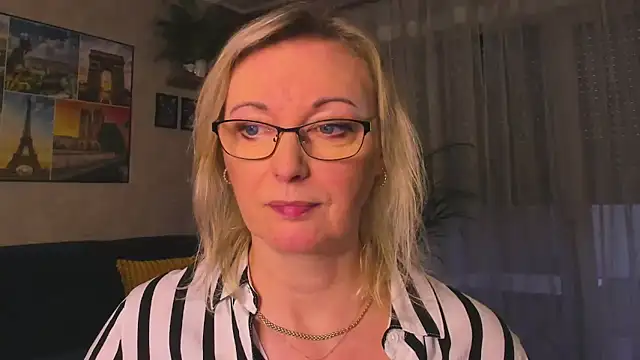 Show modela vanessa_chat na web-kameri