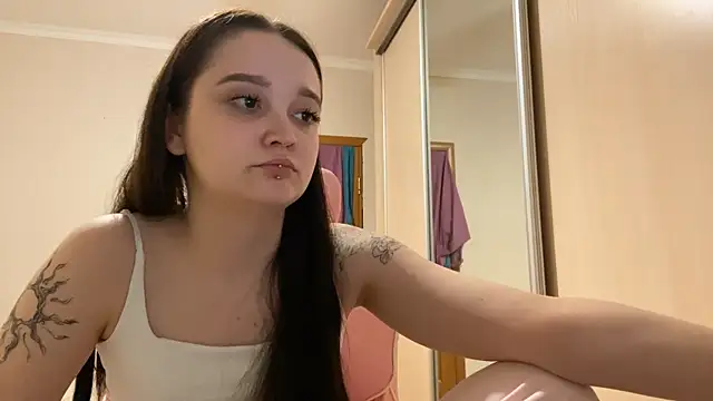 TrulaPhay's Live XXX Chat