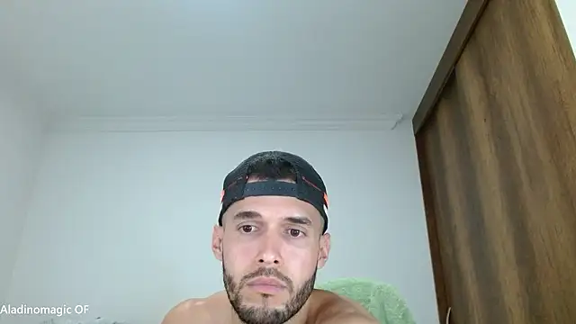 Noah_jhonsonn Chat XXX in diretta