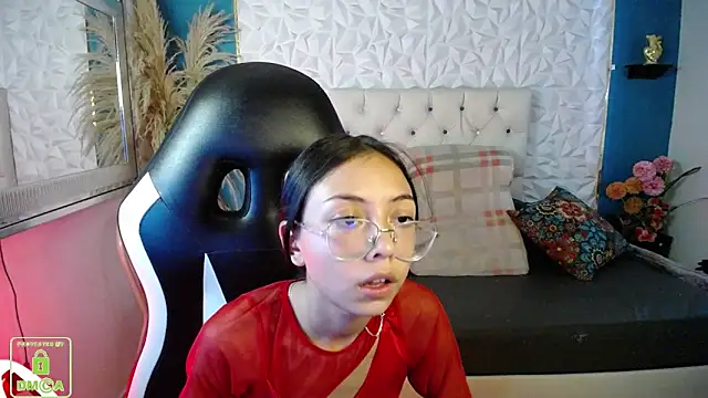 NathaliaSweet_11 Adlı Modelin Canlı XXX Sohbeti