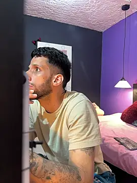 Karim_mansur: απευθείας συνομιλία ΧΧΧ